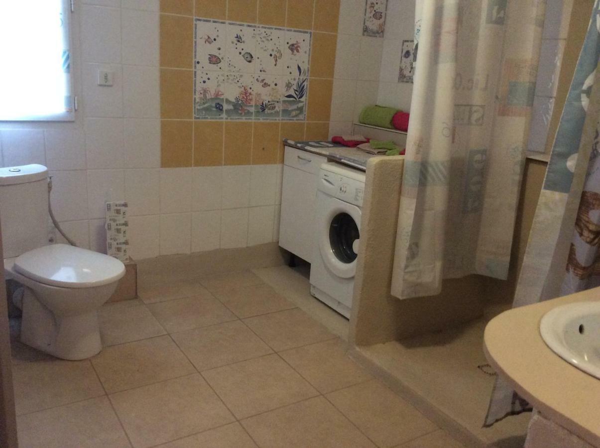 Appartement Vert, Compreignac Exterior foto